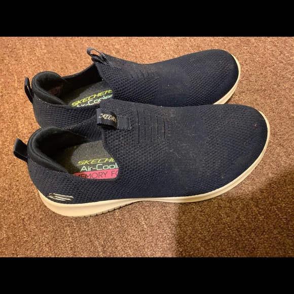 Skechers - Picture 1 of 1